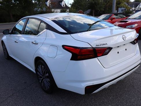 Used 2025 Nissan Altima 2.5 SV image 7
