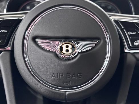 Used 2020 Bentley Bentayga AWD/4WD image 15