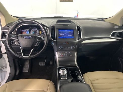 Used 2020 Ford Edge SEL w/ Cold Weather Package image 24