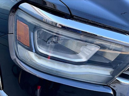 Used 2021 RAM 1500 Laramie image 27