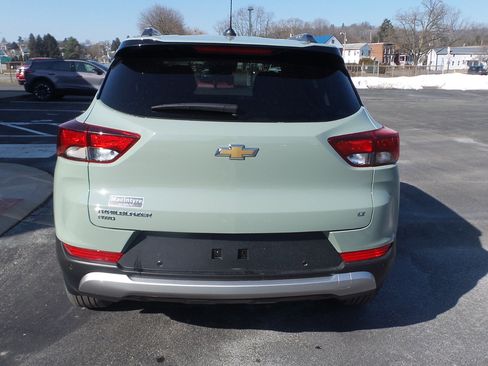 Used 2025 Chevrolet TrailBlazer LT w/ Convenience Package image 5