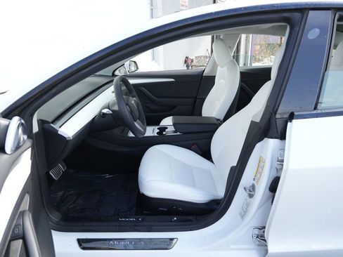 Used 2022 Tesla Model 3 Long Range image 23