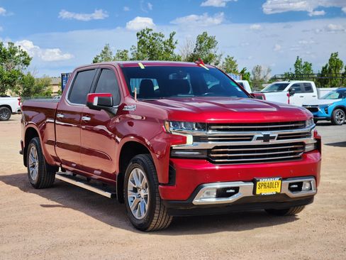 Used 2022 Chevrolet Silverado 1500 High Country w/ Safety Package II AWD/4WD image 5