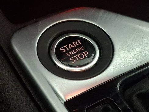 Used 2024 Nissan Sentra SV FWD image 22
