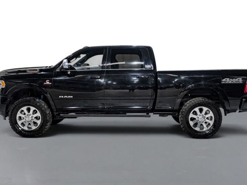 Used 2022 RAM 2500 Laramie AWD/4WD image 9