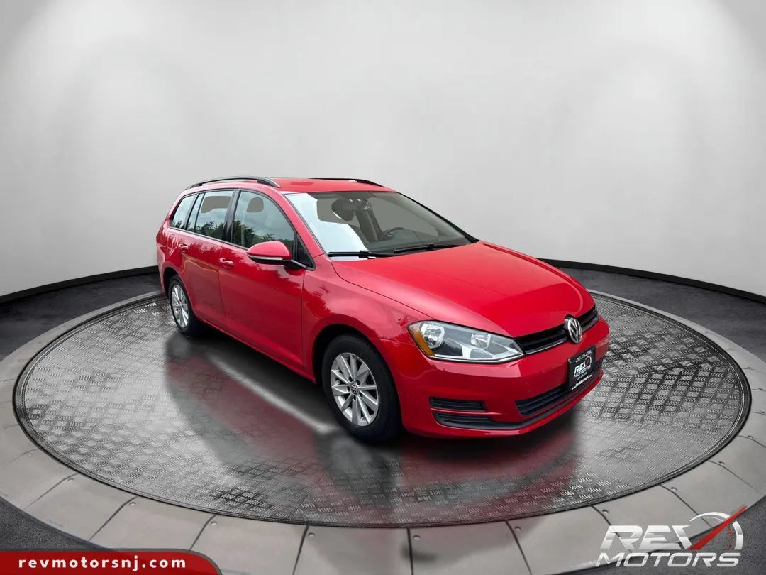 Used 2015 Volkswagen Golf S FWD image 7