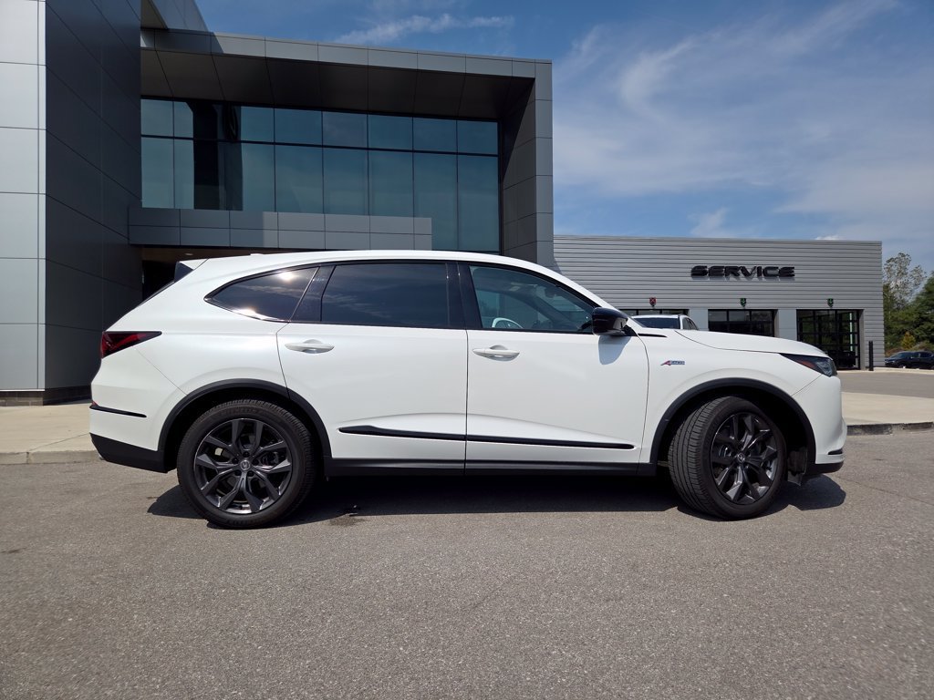 Used 2023 Acura MDX A-Spec AWD/4WD image 31