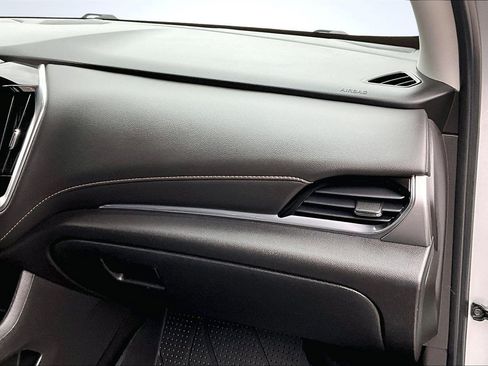 Used 2019 Chevrolet Traverse LT w/ LPO, Floor Liner Package image 27