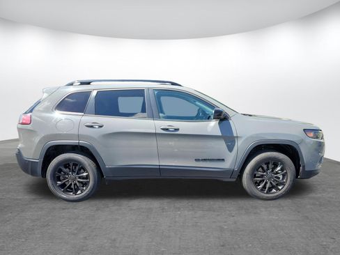 Used 2023 Jeep Cherokee Altitude Lux AWD/4WD image 23