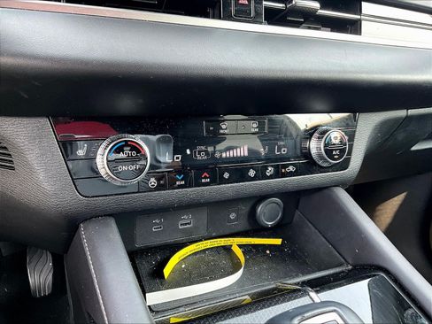 Used 2024 Mitsubishi Outlander SEL FWD image 14