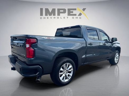 Used 2020 Chevrolet Silverado 1500 Custom w/ Custom Value Package AWD/4WD image 5