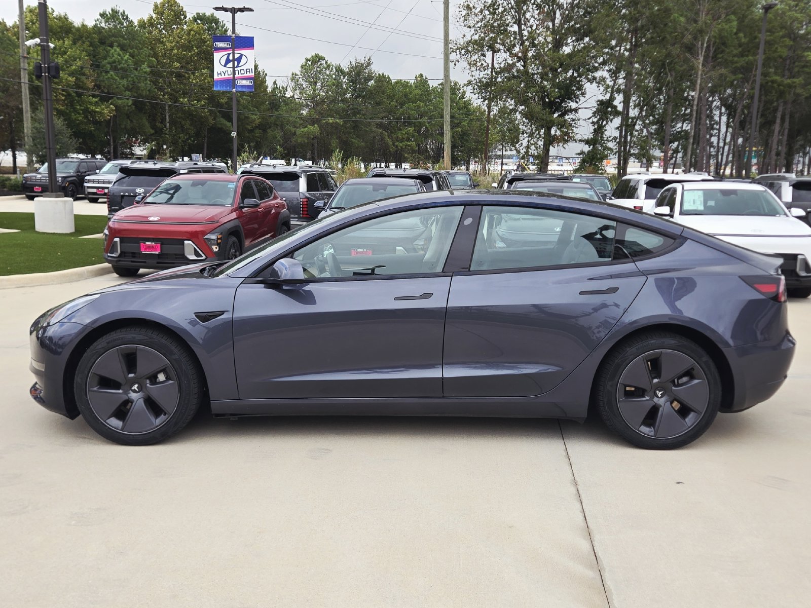 Used 2023 Tesla Model 3 Standard Range RWD image 8