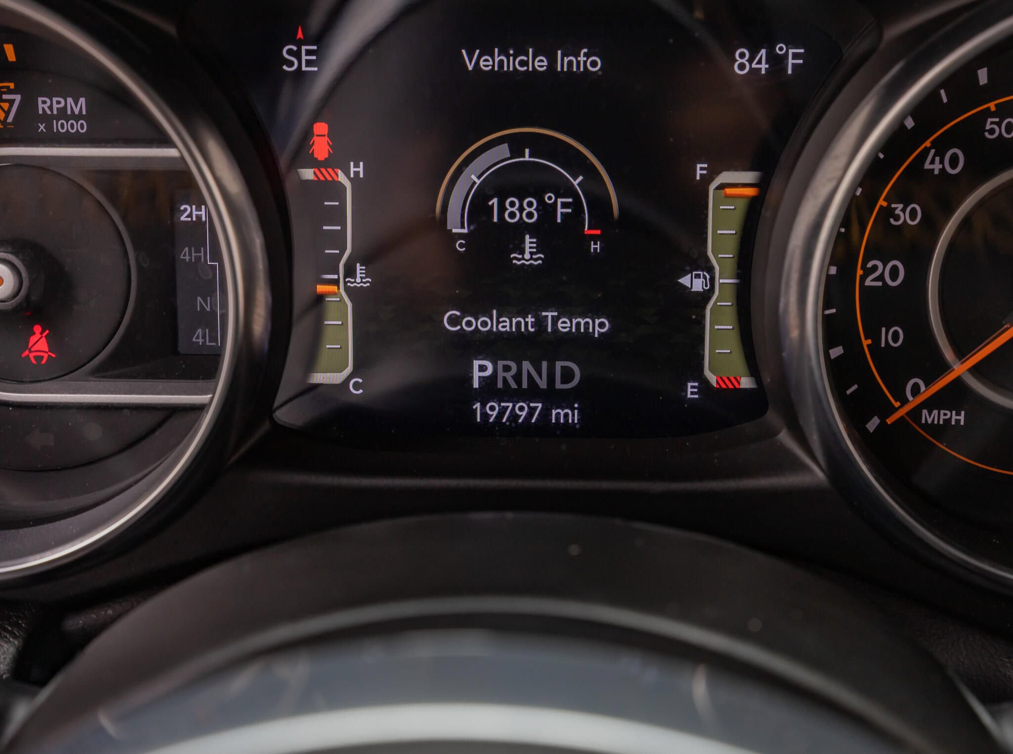 Used 2022 Jeep Wrangler Unlimited Sahara AWD/4WD image 21