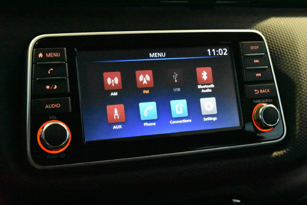 Certified 2025 Nissan Kicks Play S FWD image 9