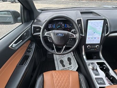 Certified 2024 Ford Edge Titanium w/ Titanium Elite Package image 14