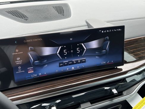 New 2026 BMW X5 xDrive40i image 18