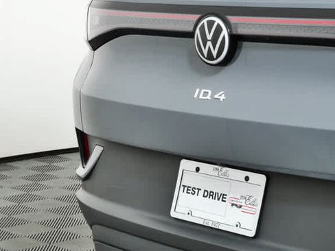 Certified 2024 Volkswagen ID.4 S RWD image 38