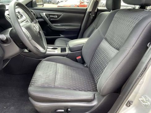 Used 2018 Nissan Altima 2.5 S w/ S Convenience Package image 13