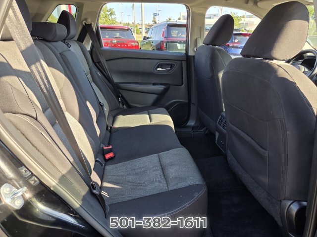 Used 2024 Nissan Rogue SV AWD/4WD image 16
