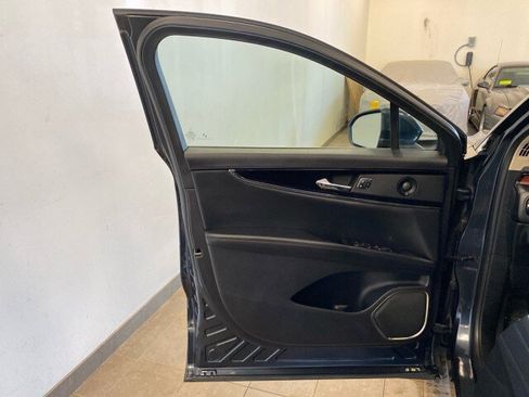 Used 2022 Lincoln Nautilus Reserve image 14