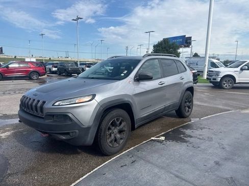 Used 2014 Jeep Cherokee Trailhawk AWD/4WD image 1