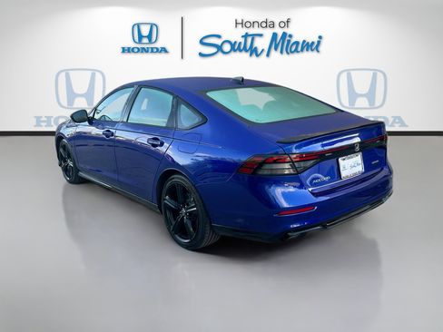 Used 2023 Honda Accord Sport image 4