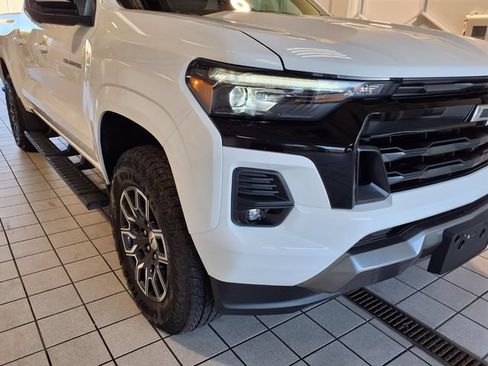 Used 2026 Chevrolet Colorado Z71 w/ Technology Package AWD/4WD image 19