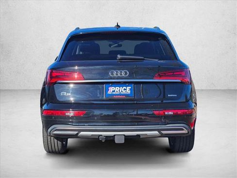 Used 2021 Audi Q5 Premium Plus w/ Premium Plus Package image 6