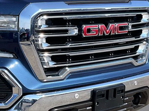 Used 2019 GMC Sierra 1500 SLT RWD image 26