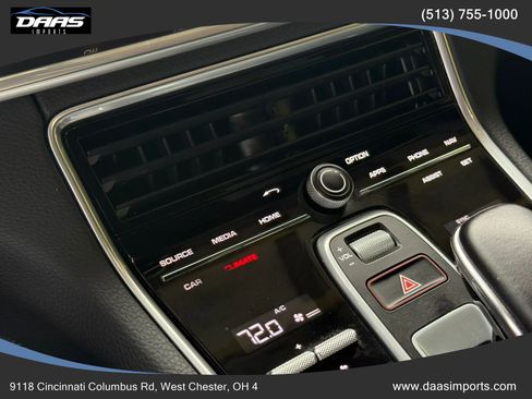 Used 2018 Porsche Panamera 4S AWD/4WD image 93