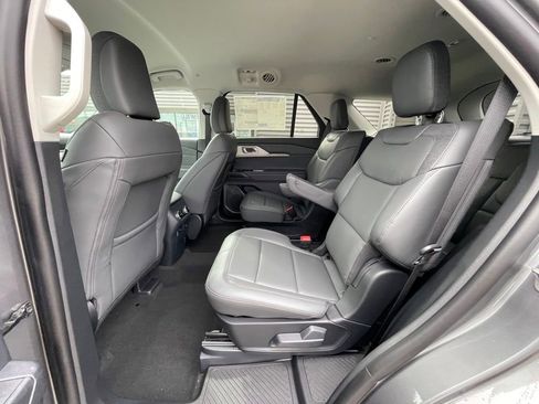 New 2026 Ford Explorer Active w/ Active Comfort Package image 21