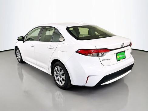 Used 2022 Toyota Corolla LE image 7