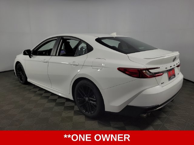 Used 2025 Toyota Camry SE FWD image 6