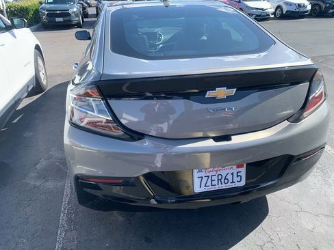 Used 2017 Chevrolet Volt LT w/ Comfort Package FWD image 12