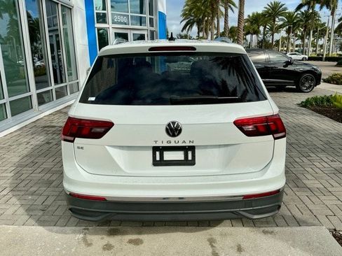 Used 2023 Volkswagen Tiguan SE image 5