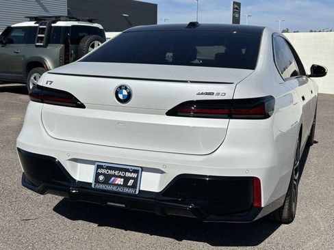 New 2026 BMW i7 eDrive50 w/ M Sport Package RWD image 6