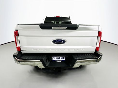 Used 2019 Ford F250 Lariat w/ Lariat Value Package image 7