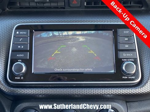 Used 2020 Nissan Kicks S image 24