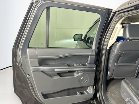 Used 2024 Ford Expedition Max XLT image 25