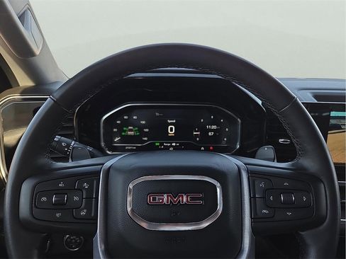 Used 2023 GMC Sierra 1500 SLT image 19