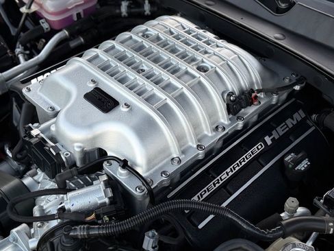 Used 2022 Dodge Charger SRT Hellcat image 39