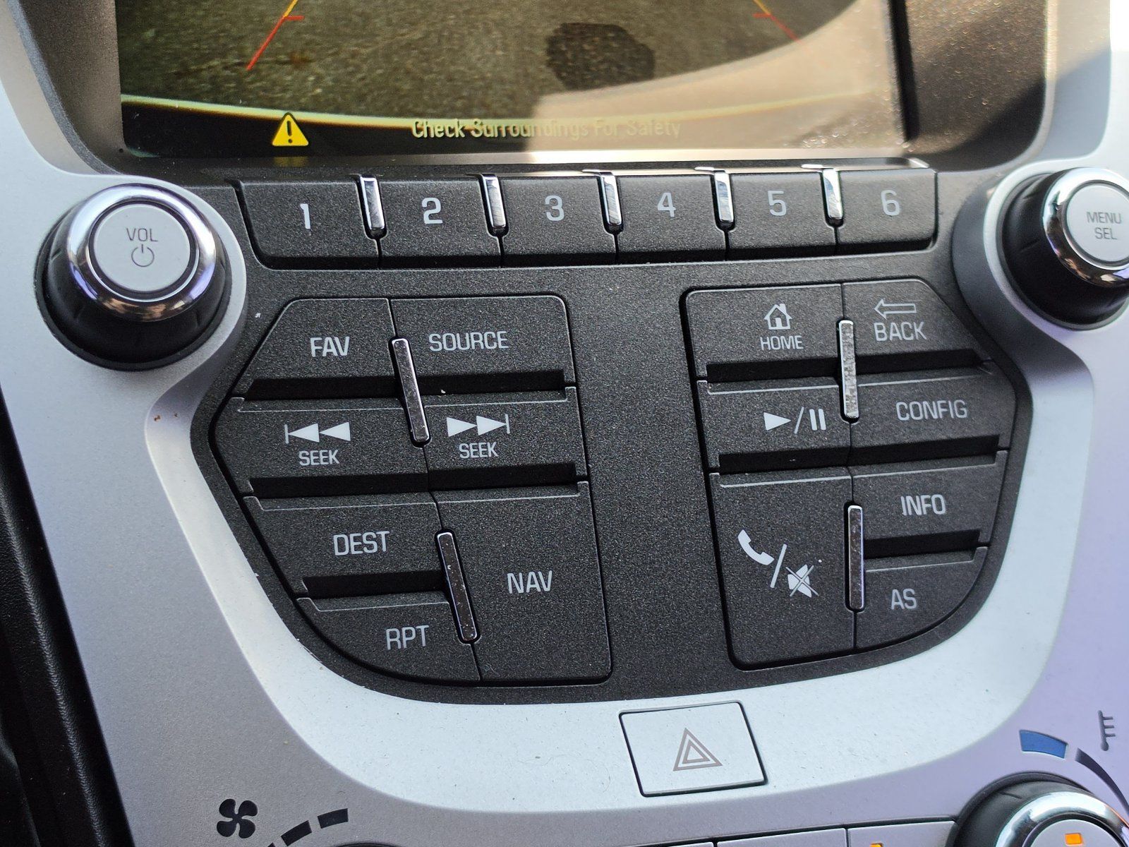 Used 2017 Chevrolet Equinox Premier w/ Enhanced Convenience Package FWD image 29