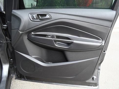 Used 2018 Ford Escape S image 23