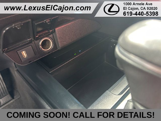 Used 2020 Toyota Camry XSE w/ Blackout Package FWD image 10