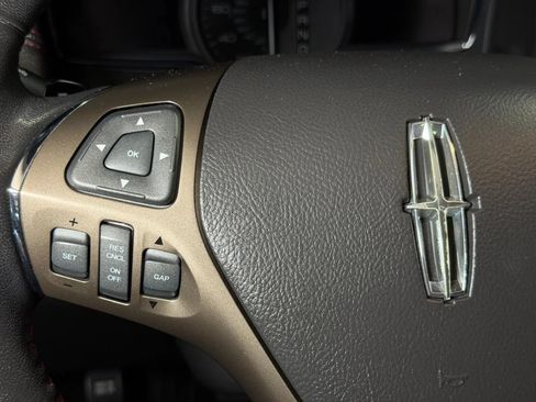 Used 2014 Lincoln MKX FWD w/ Equipment Group 101A image 34