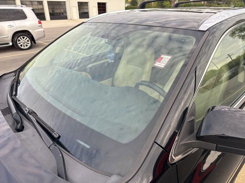 Used 2016 Toyota Highlander XLE AWD/4WD image 4