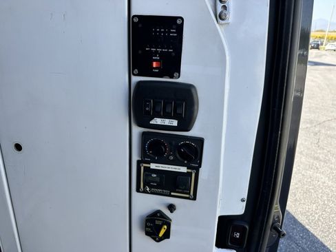 Used 2020 Mercedes-Benz Sprinter 4500 image 23