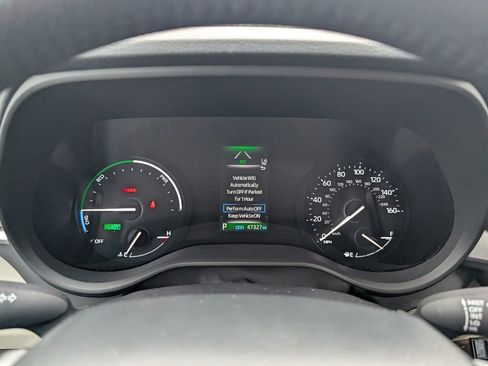 Used 2024 Toyota Sienna XLE image 20