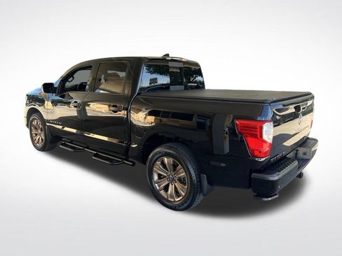 Certified 2024 Nissan Titan SV w/ SV Bronze Edition Package AWD/4WD image 40