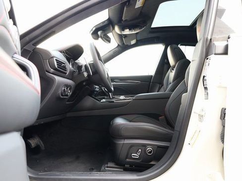 New 2024 Maserati Levante GT Ultima image 12